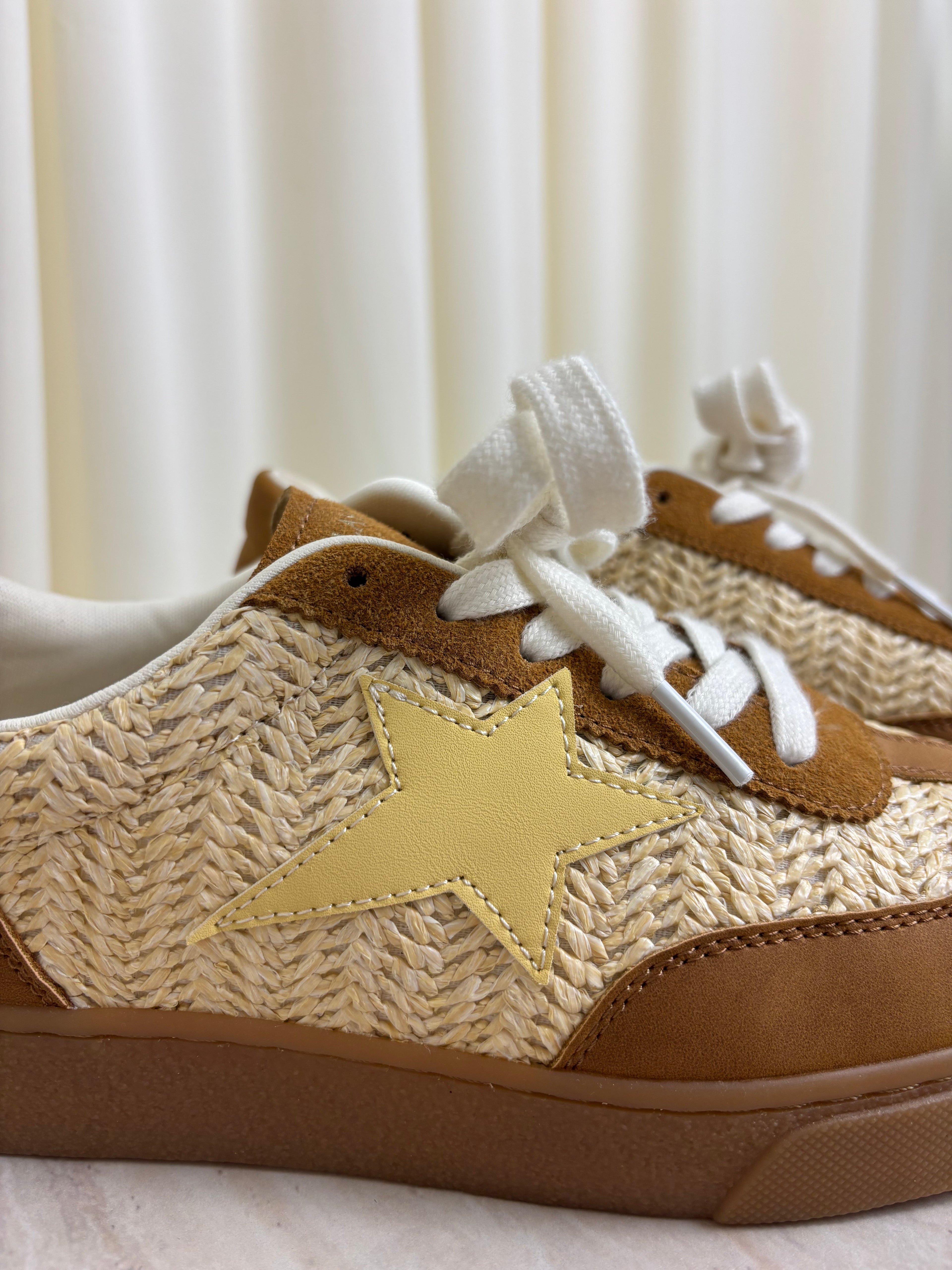 Deuxami sneakers