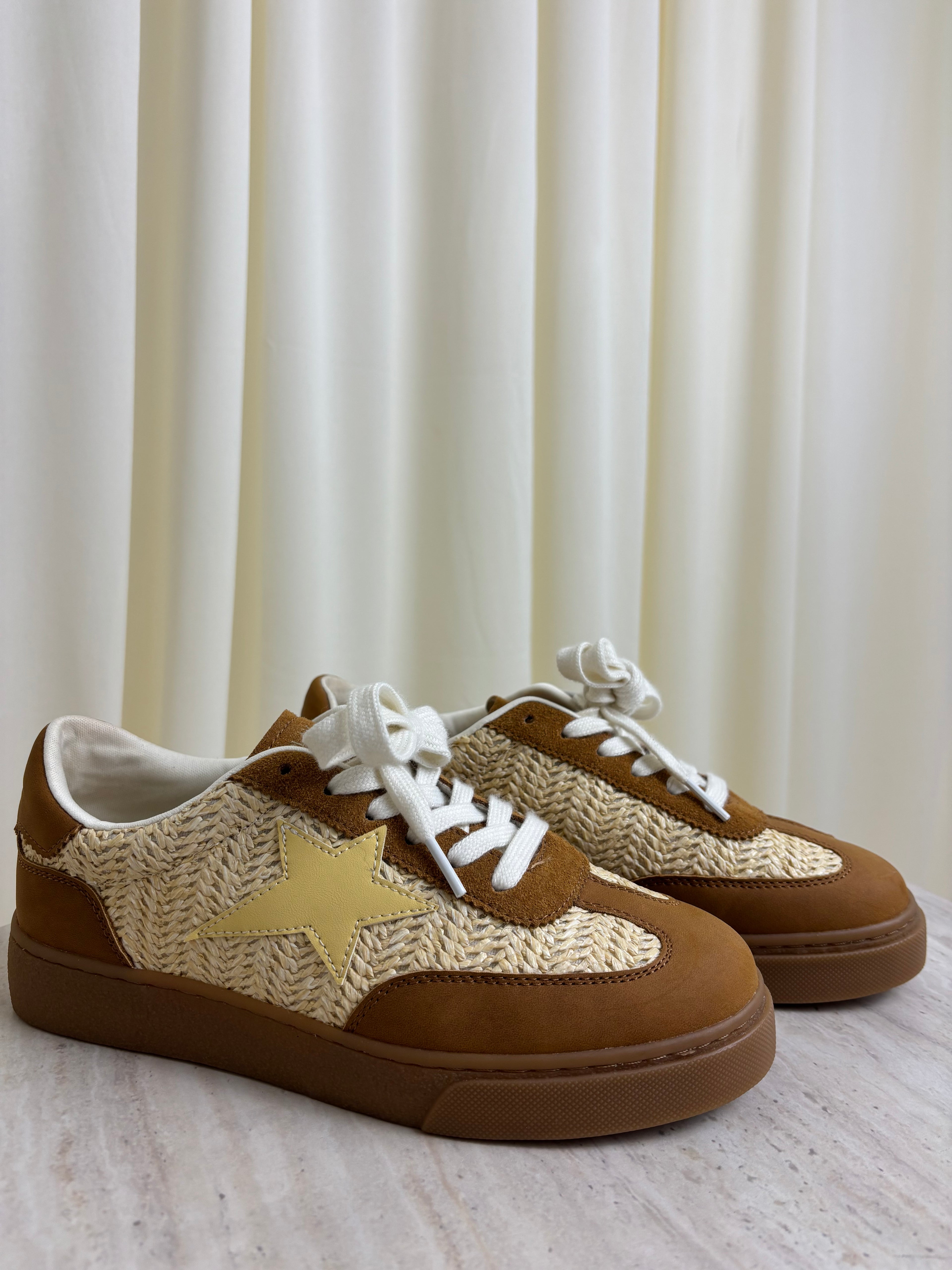 Deuxami sneakers