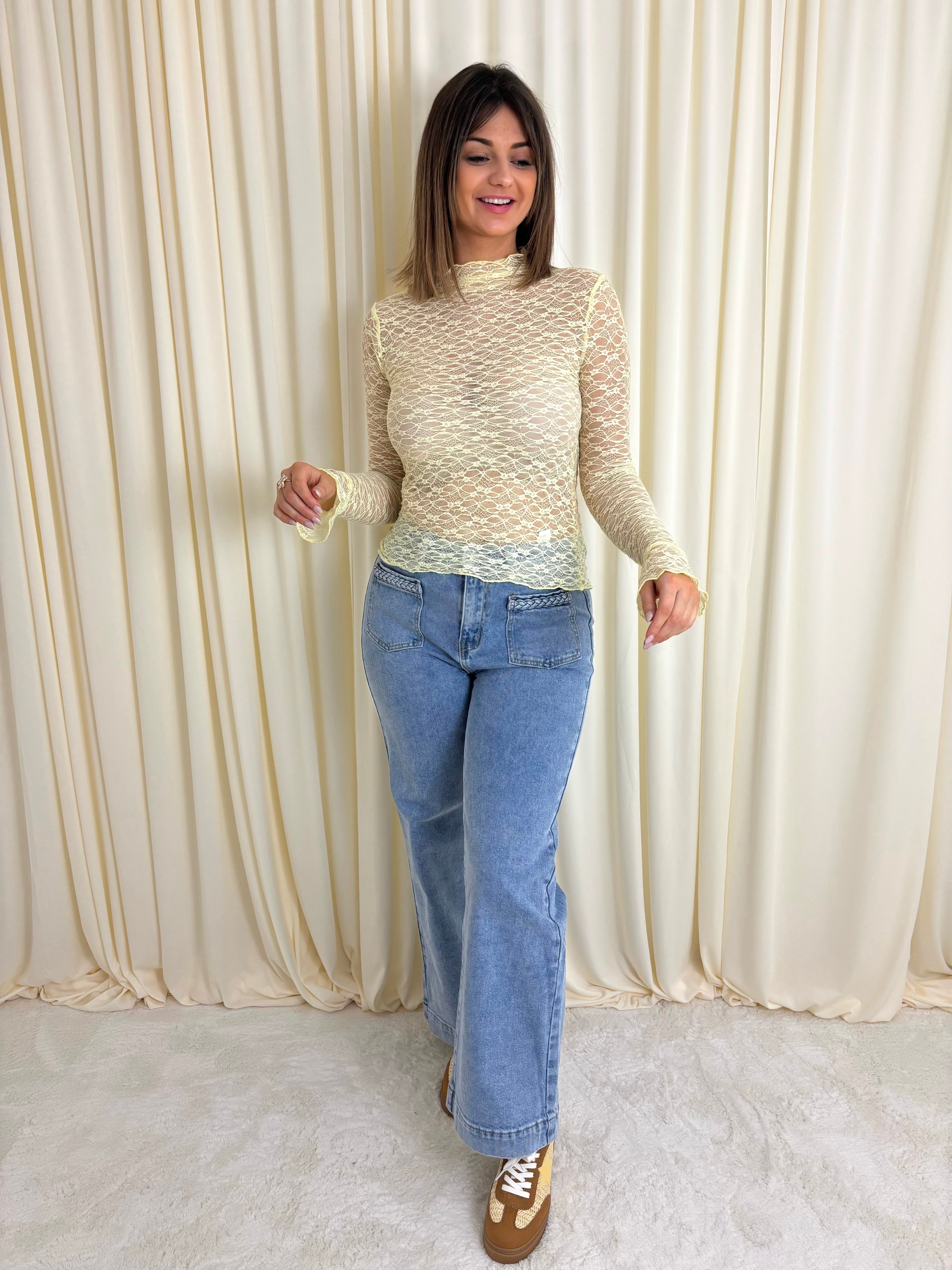 Lace top yellow