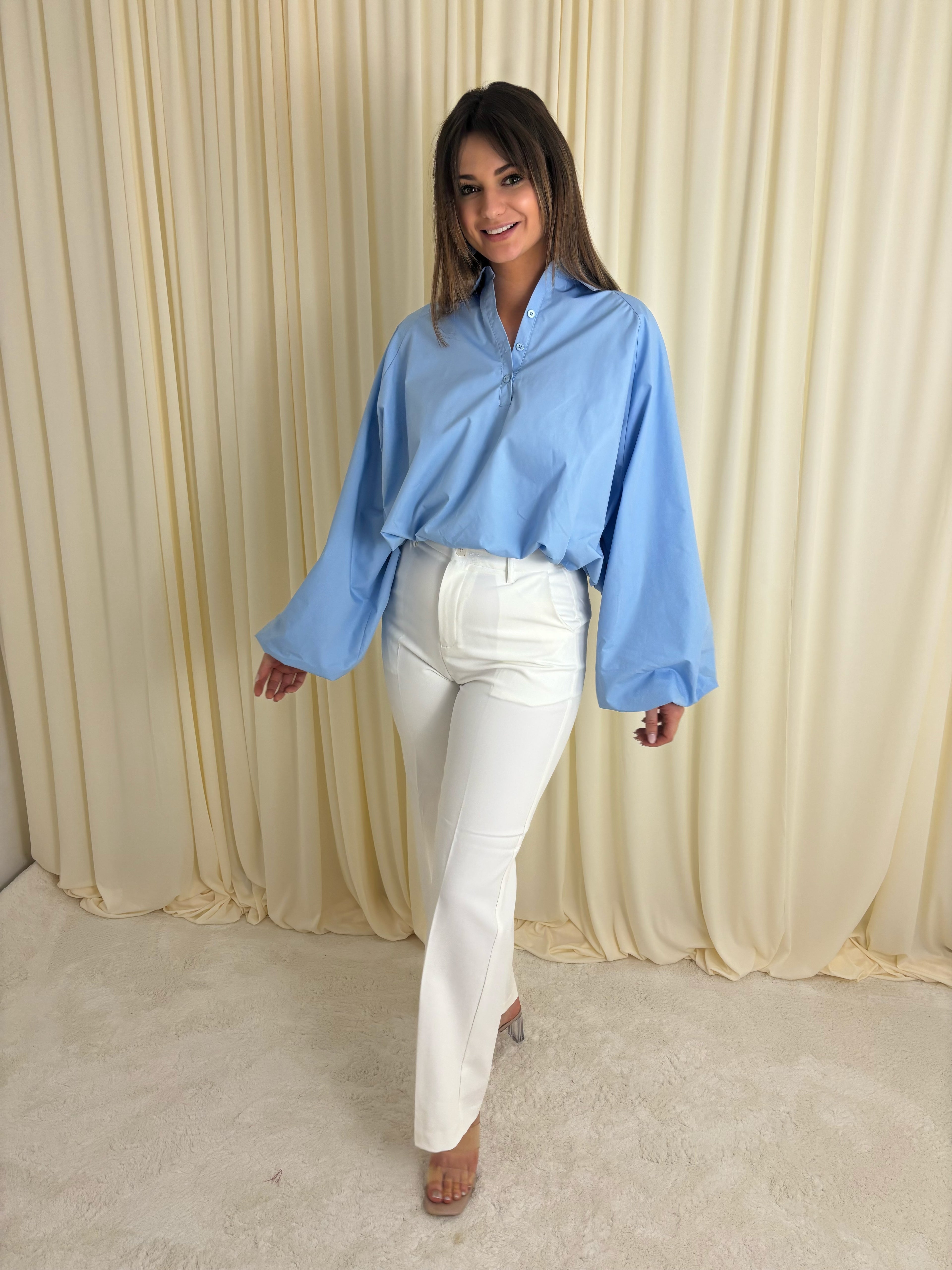 Blauwe gepofte blouse